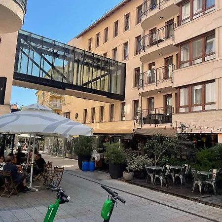 Apartmán Bda Downtown H12 *