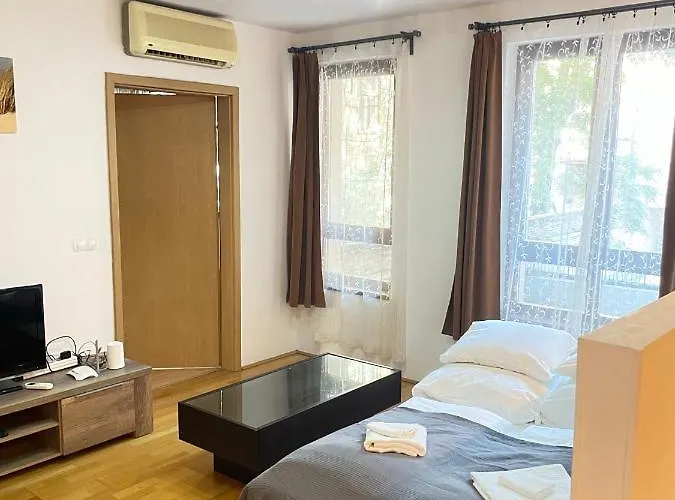 Bda Downtown H12 * ブダペスト